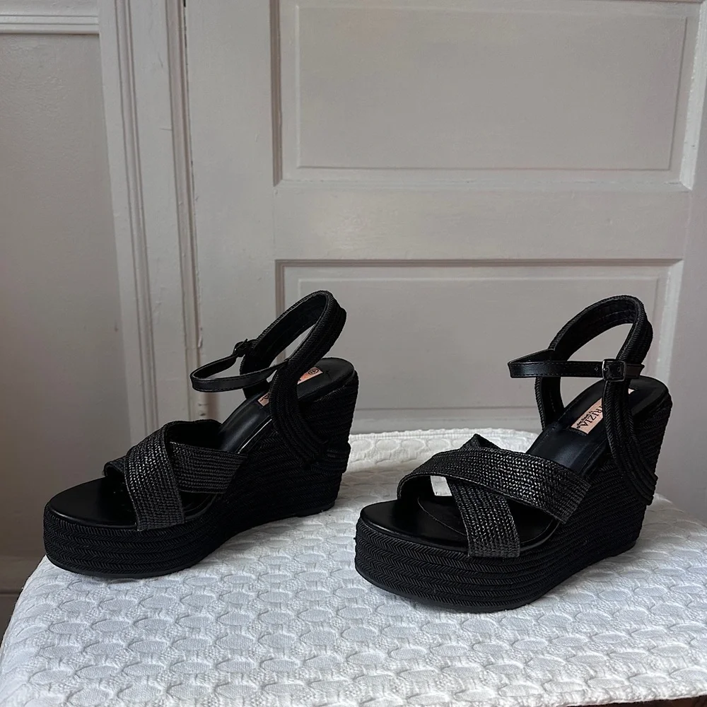 Woven Platform Wedge Sandals - Black